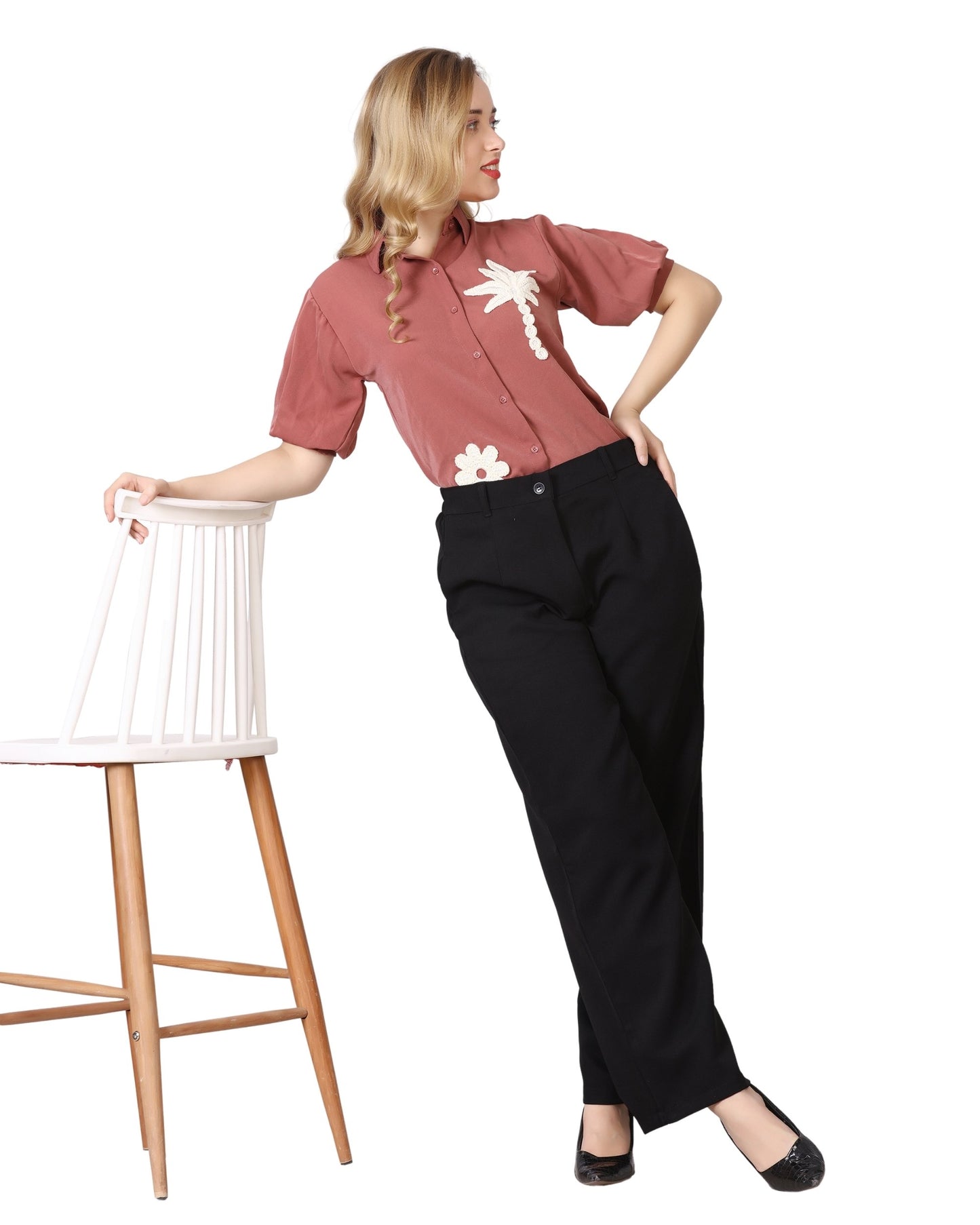 Momsee Straight Fit Pants - Black